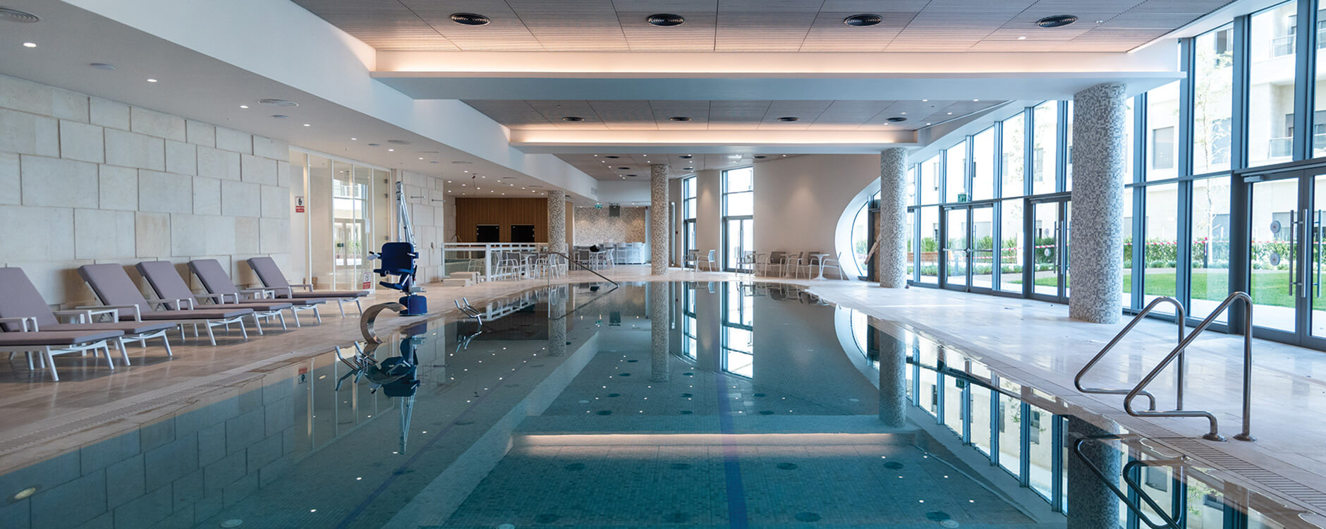 modi'in indoor swimming pool
